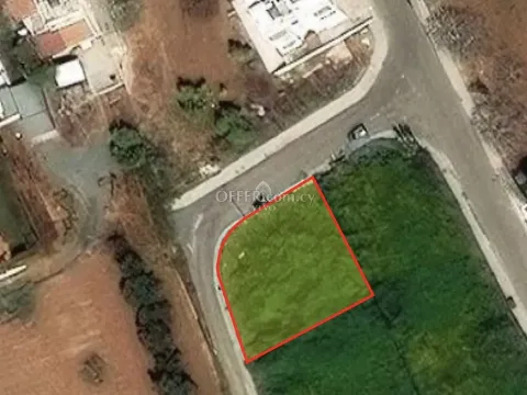 RESIDENTIAL PLOT OF 556 SQM WITH READY PLANNING AND BUILDING PERMITS IN ZAKAKI - Main Photo