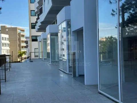 Big Shop for rent Acropoli - Main Photo