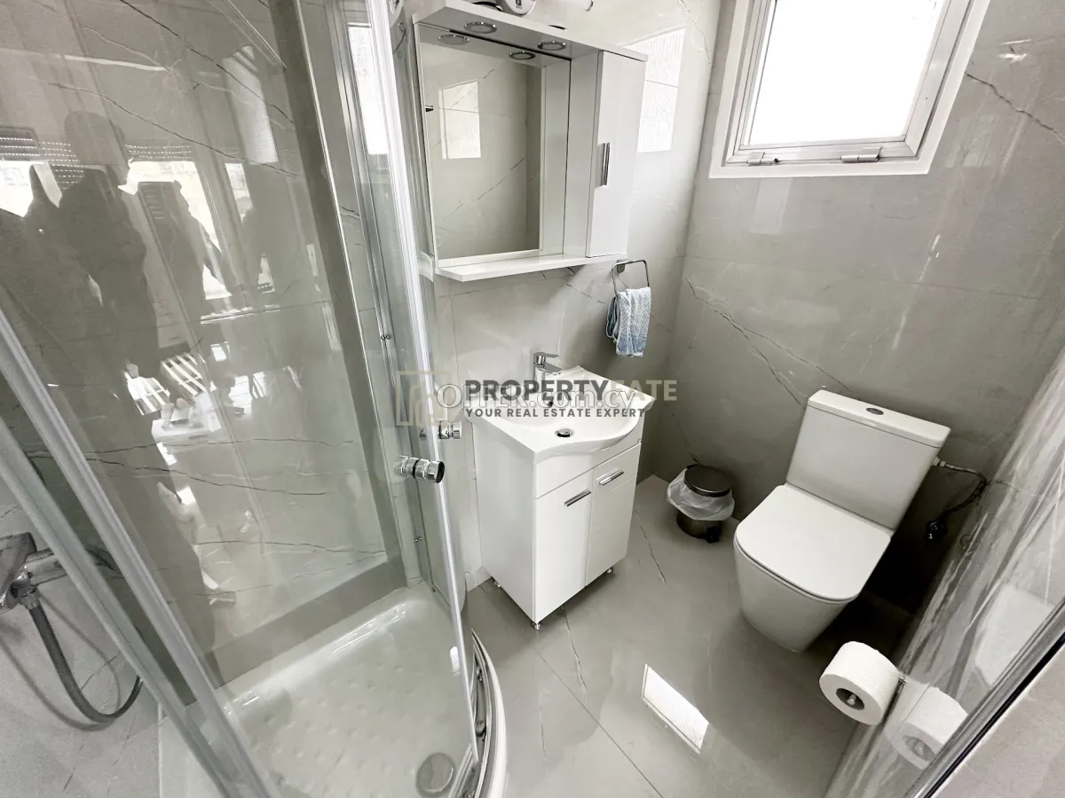 3 Bedroom Penthouse Top-floor for Rent in Germasogeia Tourist Area - 2
