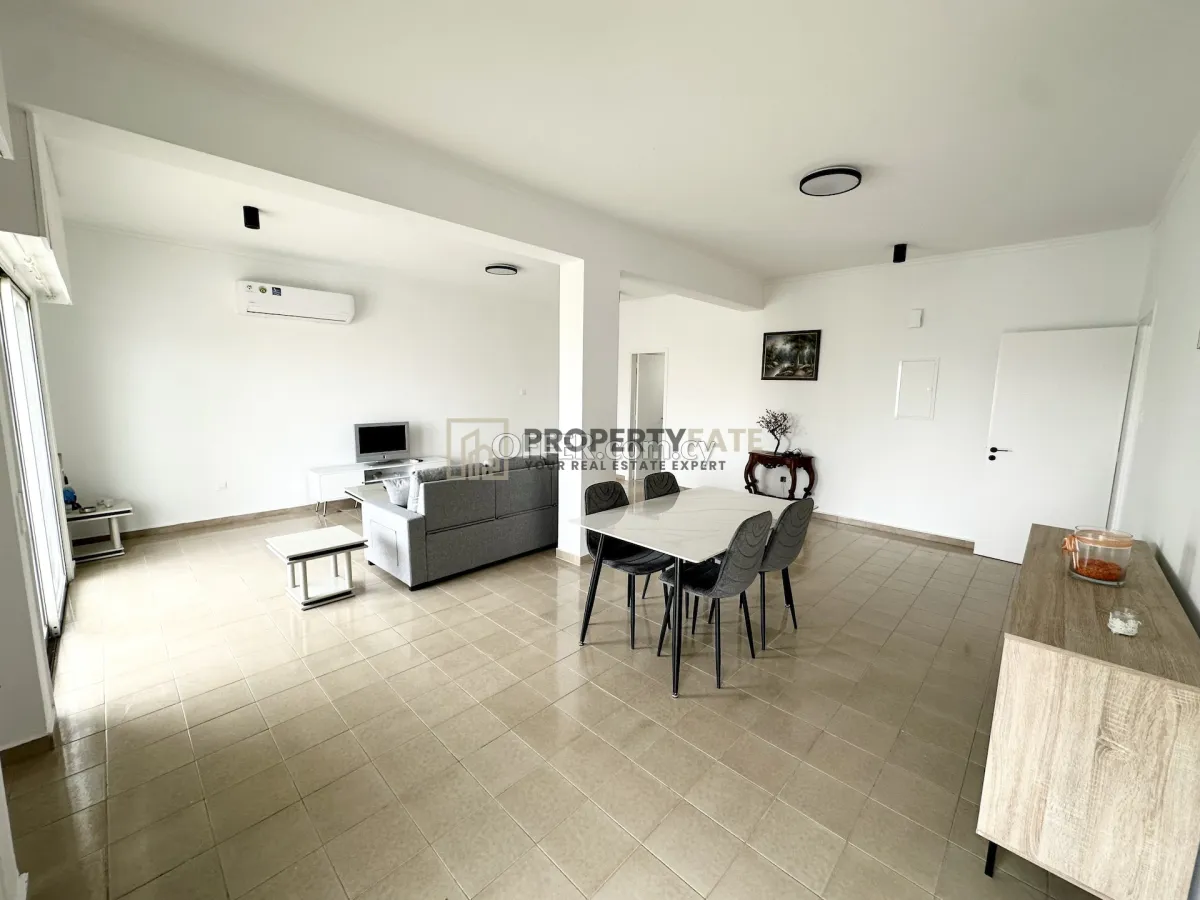 3 Bedroom Penthouse Top-floor for Rent in Germasogeia Tourist Area - 11