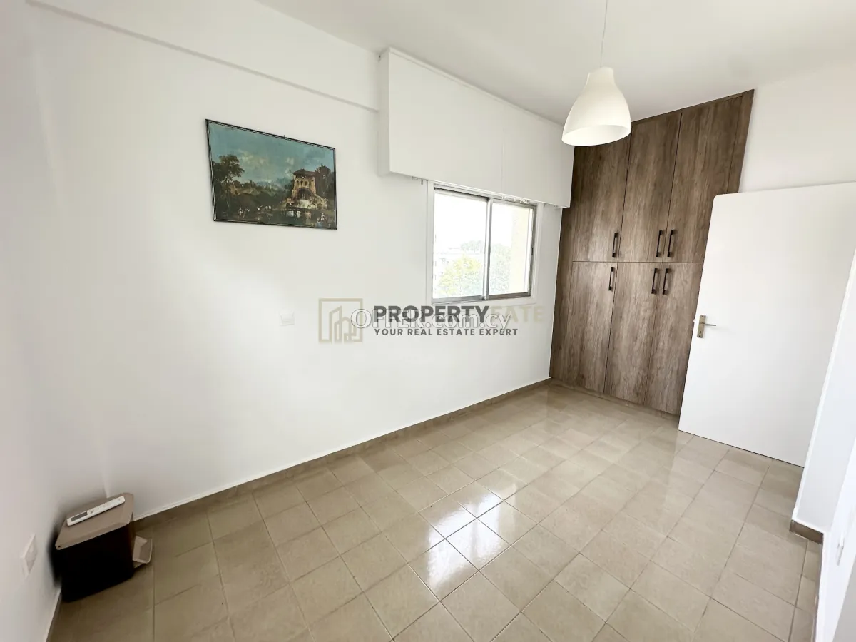 3 Bedroom Penthouse Top-floor for Rent in Germasogeia Tourist Area - 4