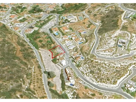 Premium residential plot for sale in Agios Tychonas - Main Photo