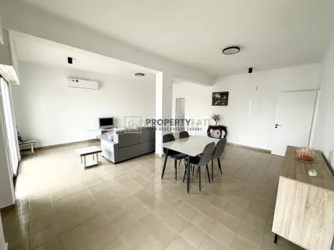 3 Bedroom Penthouse Top-floor for Rent in Germasogeia Tourist Area - 11