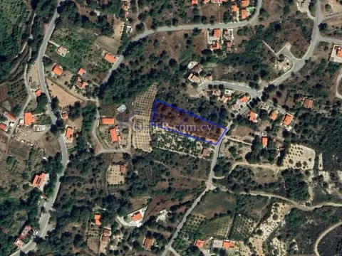 Large 1583 m2 Building Plot in Trimiklini (Under Division) - 3