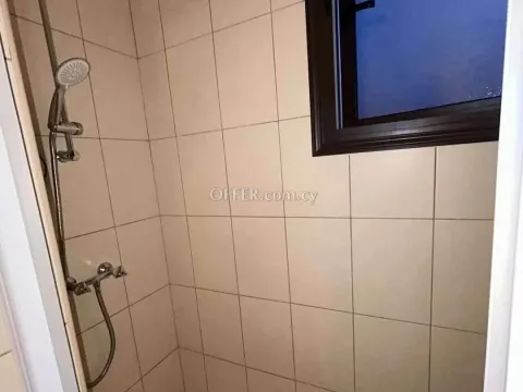1-bedroom Apartment 50 sqm in Oroklini - 2