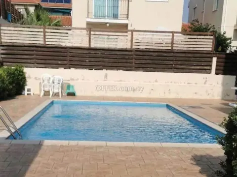 1-bedroom Apartment 50 sqm in Oroklini - Main Photo