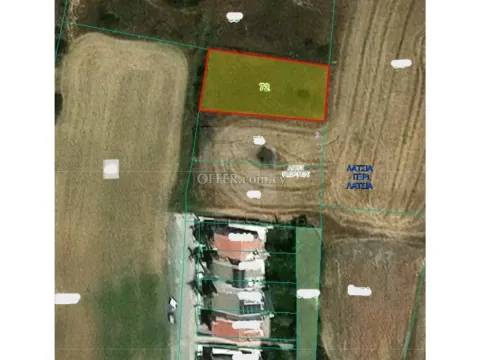 Big plot 874m2 for sale in Latsia near Nuevo Campo - Main Photo