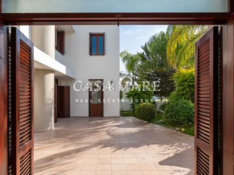 Luxury Detached House  in  Agios Dometios, Nicosia - 8
