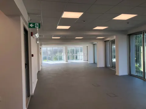 Commercial (Office) in Agios Andreas, Nicosia for Sale - 5