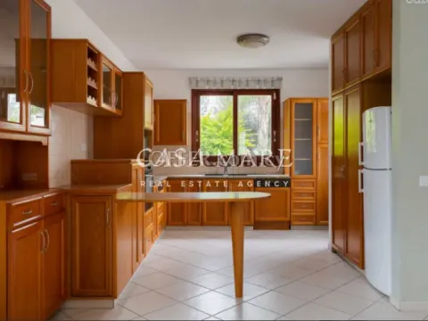 Luxury Detached House  in  Agios Dometios, Nicosia - 2