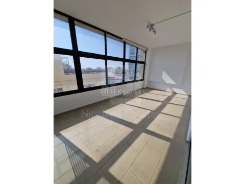 Small office very close to city center - 3