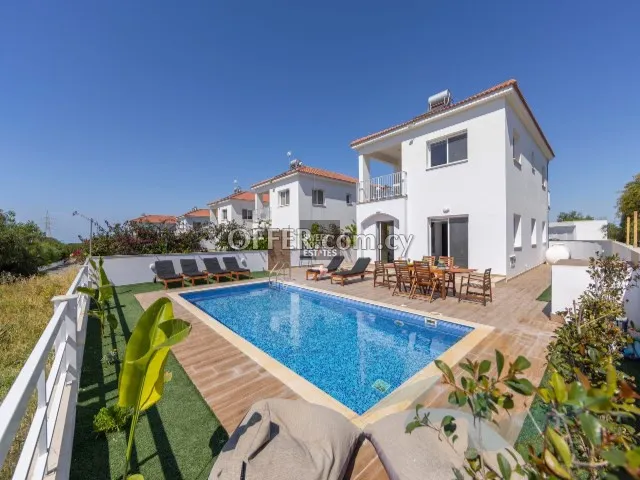 Elegant Three Bedroom Villa with Private Swimming pool in Ayia Napa - 1