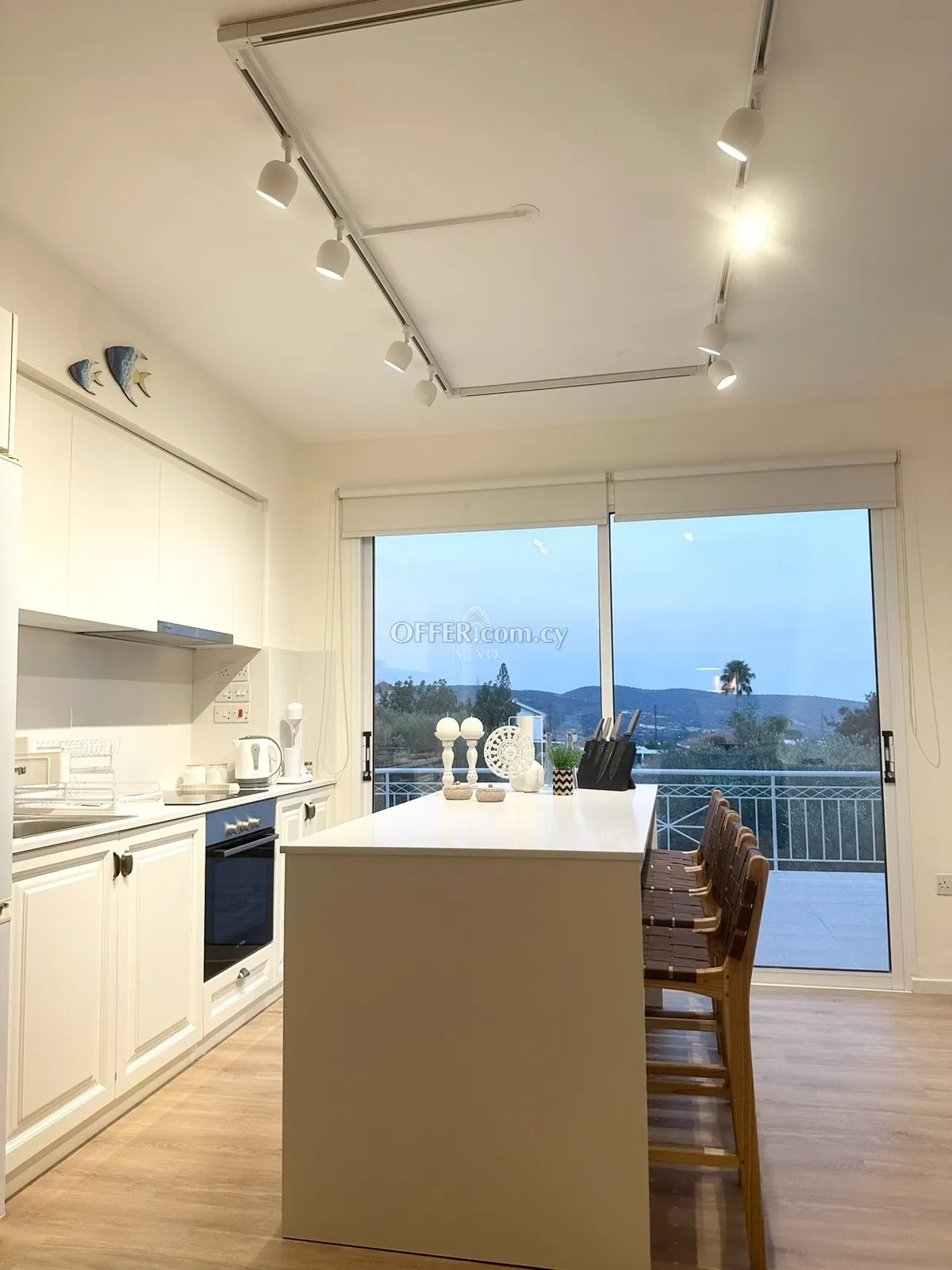 BEAUTIFUL 4 BEDROOM FURNISHED VILLA WITH POOL IN MONI AREA! - 9