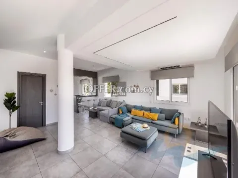 Elegant Three Bedroom Villa with Private Swimming pool in Ayia Napa - 9