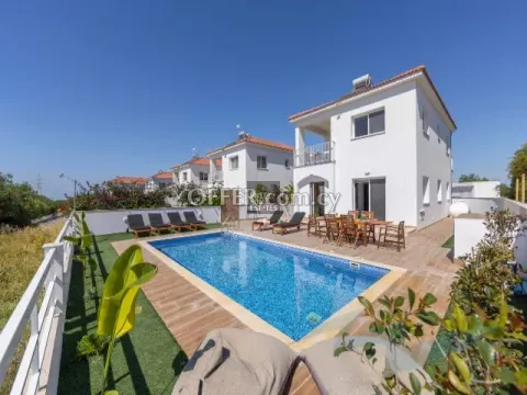 Elegant Three Bedroom Villa with Private Swimming pool in Ayia Napa - Main Photo