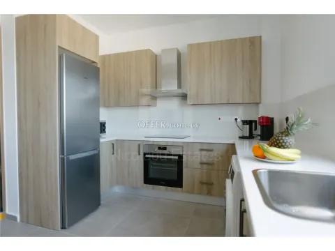 Beautiful luxury nearly new spacious 1 bedroom apartment for investment - 4