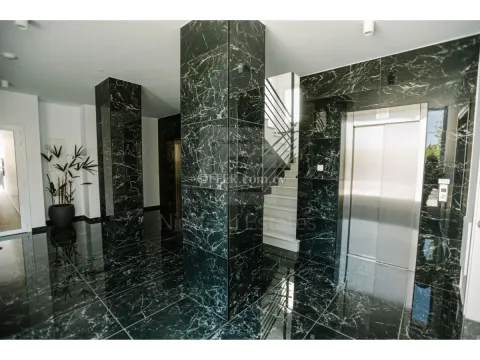 Beautiful luxury nearly new spacious 1 bedroom apartment for investment - 3
