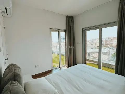 THREE BEDROOM PENTHOUSE WITH JACUZZI - 4