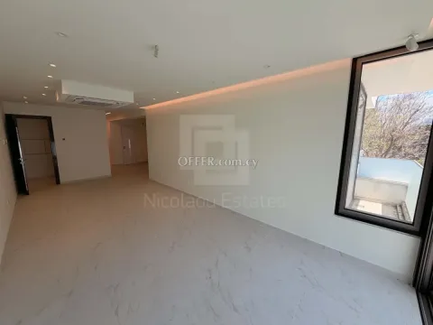 Three bedroom fully renovated apartment near Starbucks down town - 7