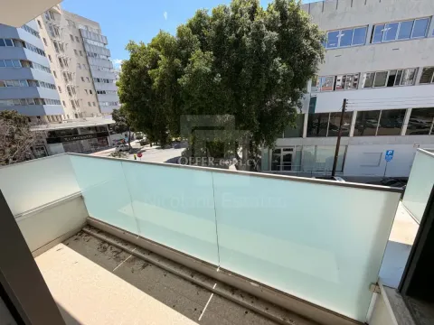Three bedroom fully renovated apartment near Starbucks down town - 6