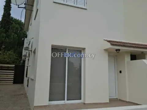 2 Bed Semi-Detached House for Rent in Engomi, Nicosia - Main Photo