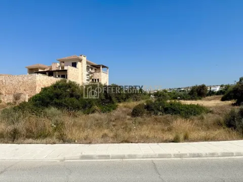 Residential Plot in Agios Tychonas