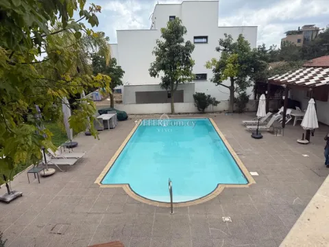 RESALE 3 BEDROOM APARTMENT WITH COMMON POOL IN GERMASOGEIA - LIMASSOL - 11