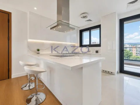 Fully Furnished Penthouse with Sea View Germasoyeia - 11