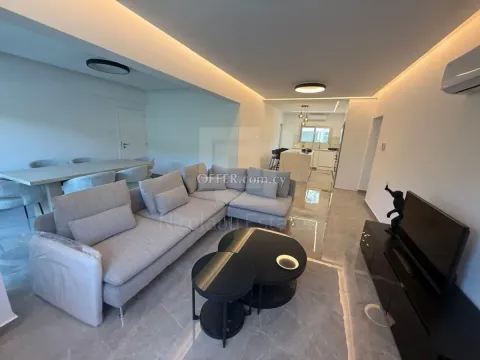 Renovated three bedroom apartment walking distance to the beach - 5