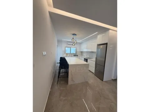 Renovated three bedroom apartment walking distance to the beach - 2