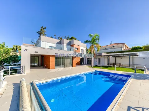 4 Bedroom Villa For Sale Agios Tychonas Limassol - Main Photo