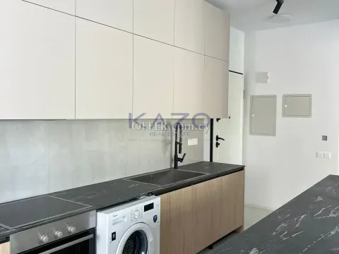 Modern Unfurnished Neapolis Apartment Top Floor For Sale - 12