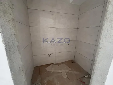 Unfurnished Shop 90 m2 in Central Petrou Pavlou - 2