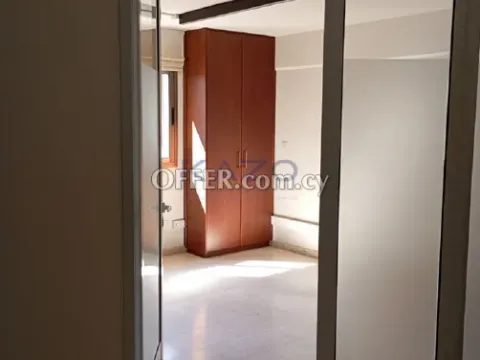 Unfurnished South Facing Sea View Office for Rent Neapolis - 8