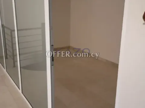 Unfurnished South Facing Sea View Office for Rent Neapolis - 6