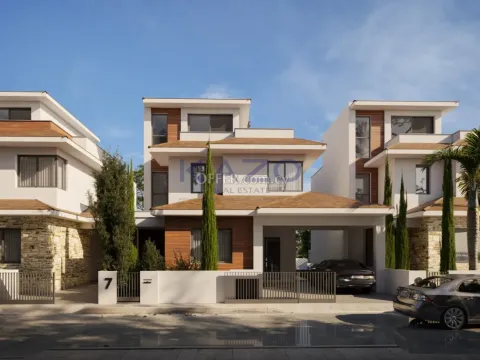 Spacious Five Bedroom Home in Peaceful Dromolaxia - Main Photo
