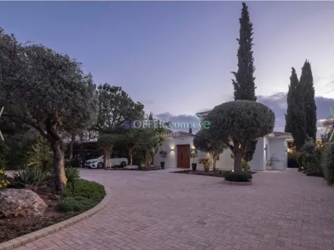 4 Bedroom Villa For Sale Paphos - Main Photo