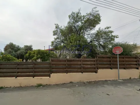 Detached House Episkopi Large Plot Two Bedrooms - 8