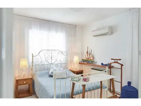 Spacious three bedroom apartment in Enaerios tourist area - 6