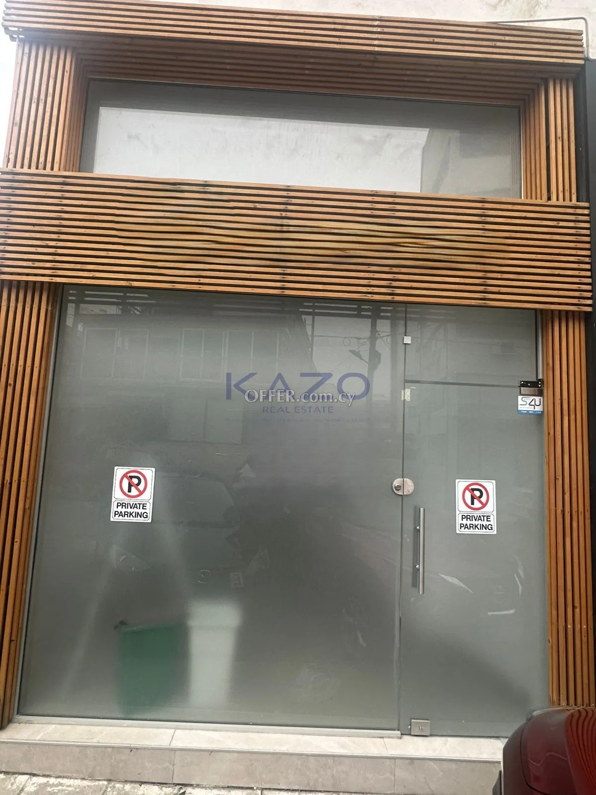 Unfurnished Shop for Sale in Agios Nicolaos Center - 1