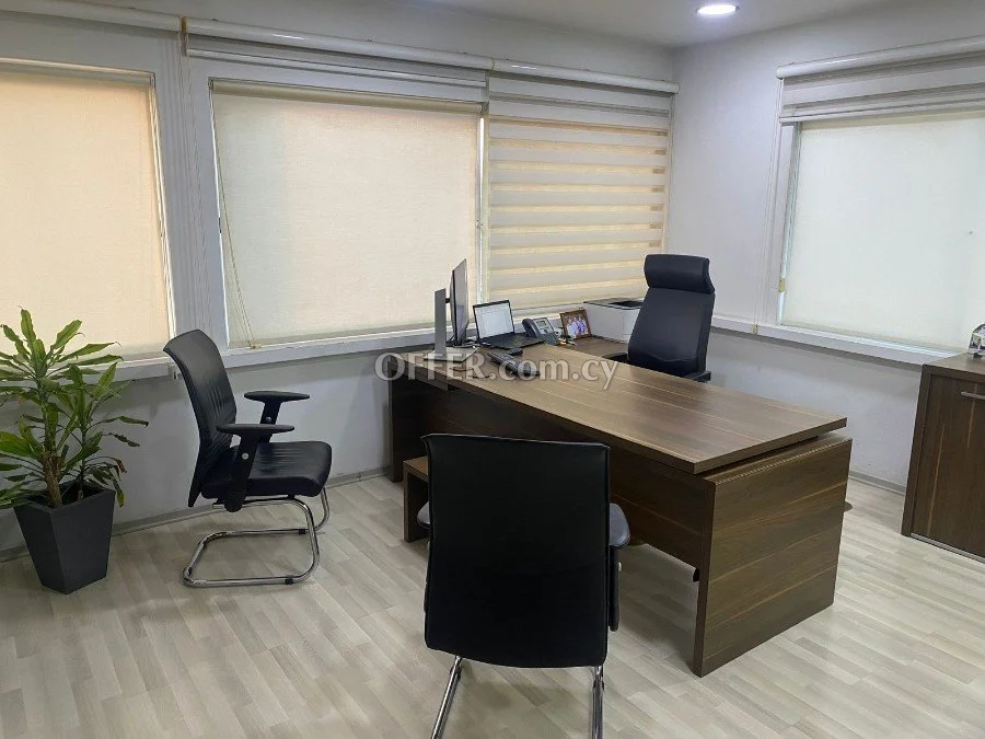 210m2 office Agia Zoni, close to the Limassol court - 8