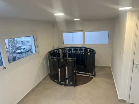 Unfurnished Shop for Sale in Agios Nicolaos Center - 6