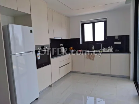 Brand new modern 2 bedroom apartment furnished with underfloor heating - Main Photo