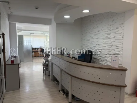 210m2 office Agia Zoni, close to the Limassol court - 2