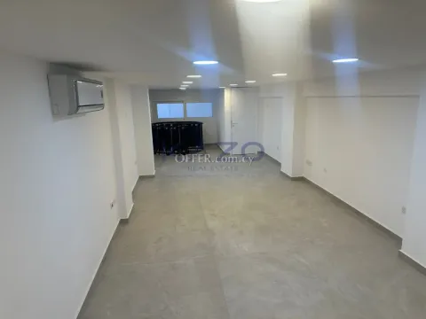 Unfurnished Shop for Sale in Agios Nicolaos Center - 3