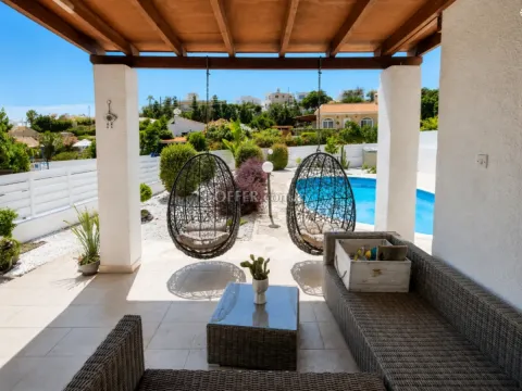Detached 3-Bedroom Villa with Private Pool, Garden & Solar Panels - 10