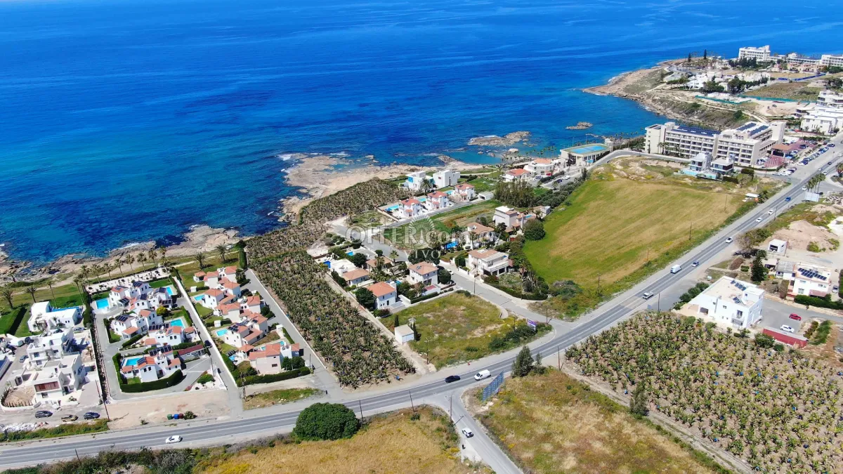 THREE BEDROOM VILLA WITH ROOF GARDEN & POOL 400 M FROM THE BEACH IN KISSONERGA - 2