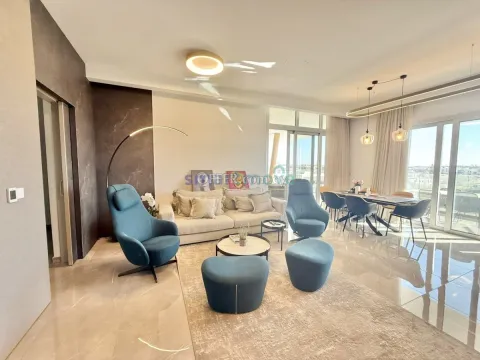 3 Bedroom Luxury Penthouse For Rent Limassol - Main Photo