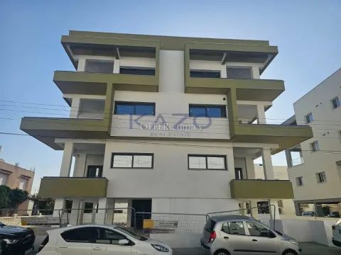 Modern Penthouse Apartment in Quiet Polemidia Kato Area - Main Photo