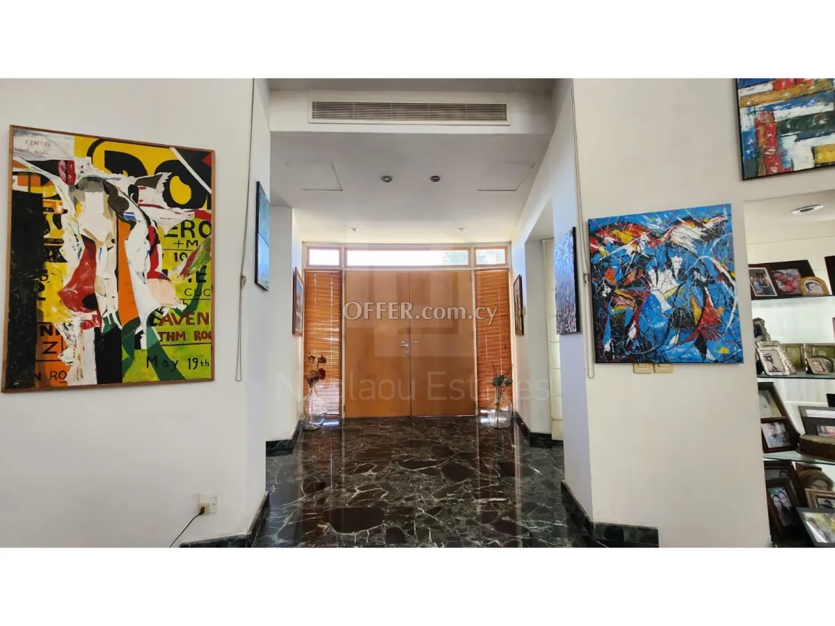 Four bedroom resale villa in Engomi area of Nicosia - 9